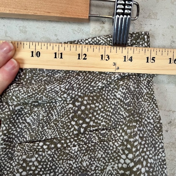 Joie 100% Silk Pants Animal Print Sz 8 Old Money Quiet Luxury Capsule - Picture 15 of 16